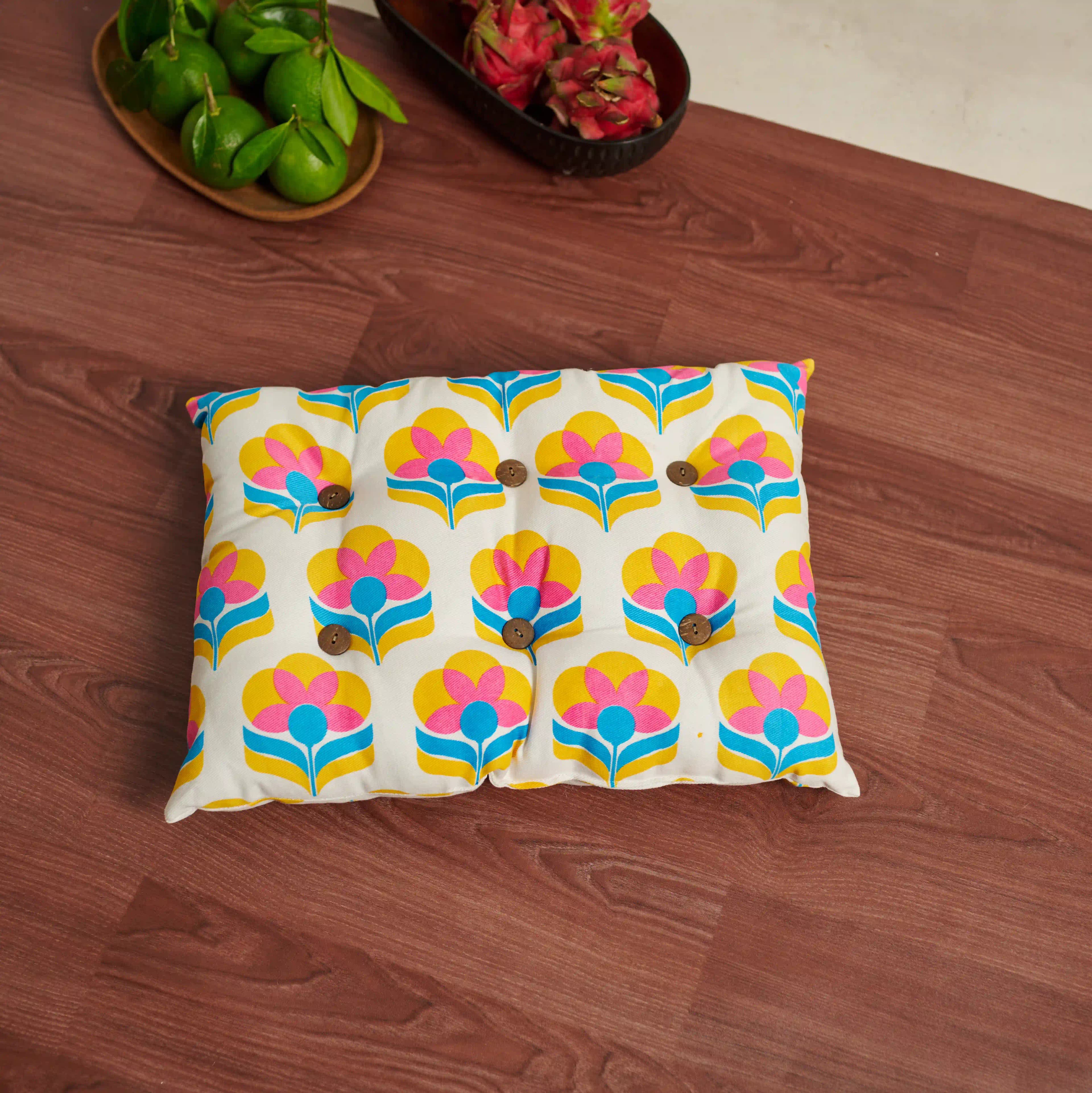 Retro Theme Printed Lounge Pillow